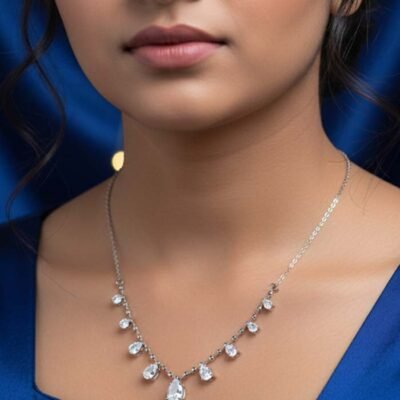 Elegant Teardrop Crystal Necklace