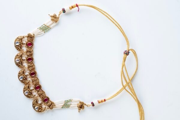 R1002 Kundan Necklace with Earrings - Image 4