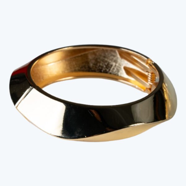 T1011 - Image 4
