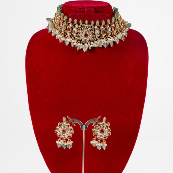 K1004 Temple Inspired Choker Set.