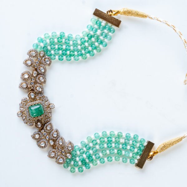 TT1001:27 - Multi-strand Pearl Choker with a Bold Kundan Centrepiece with Earrings. - Image 12