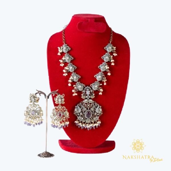 TT1005 Royal Victorian Neckpiece with Earrings