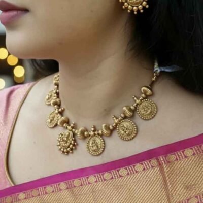 Antique-Finish Kasu mala set