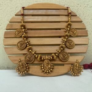 M1025 Antique-Finish Kasu mala set