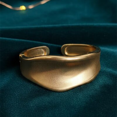 The Sculpted Horizon Gold Cuff